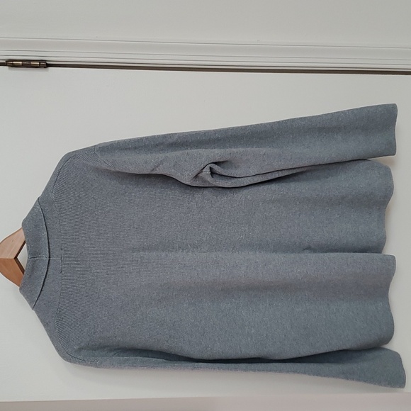 NWOT EXPRESS GRAY 100% Men's cardigan sweater XL reg 2 buttons - Picture 3 of 10